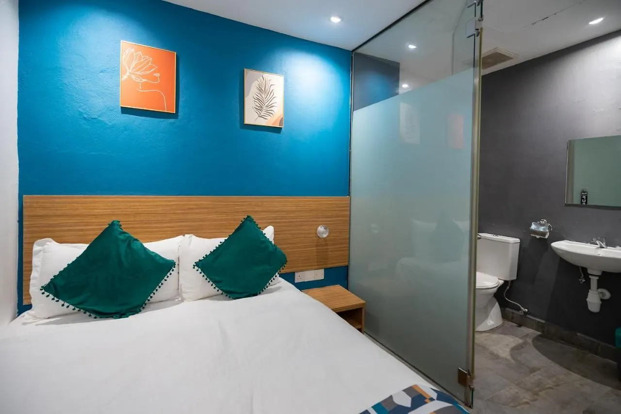 Apollo Inn George Town